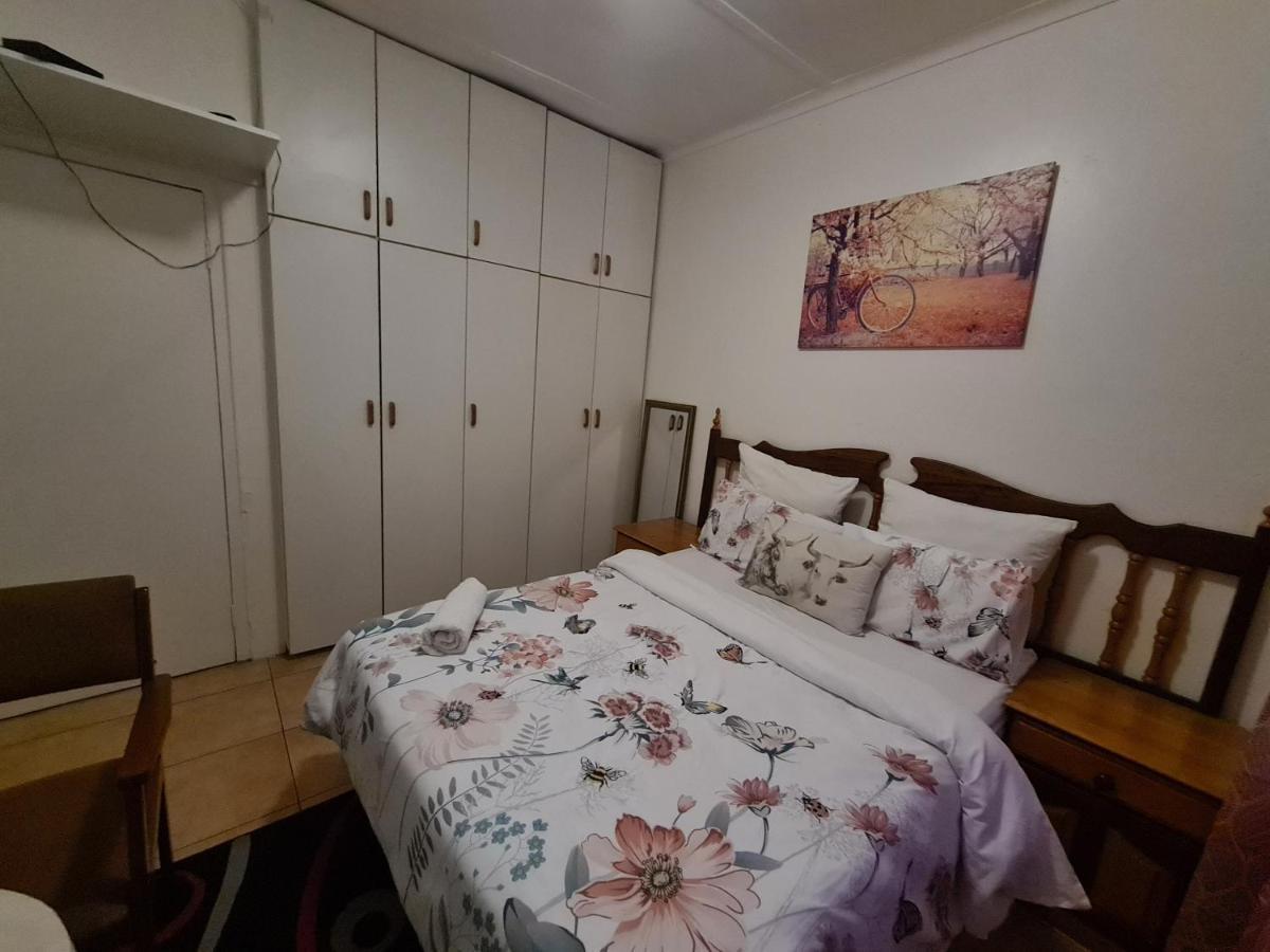 Zenith House Boston Self Catering Accomodation Kapstaden Eksteriør billede